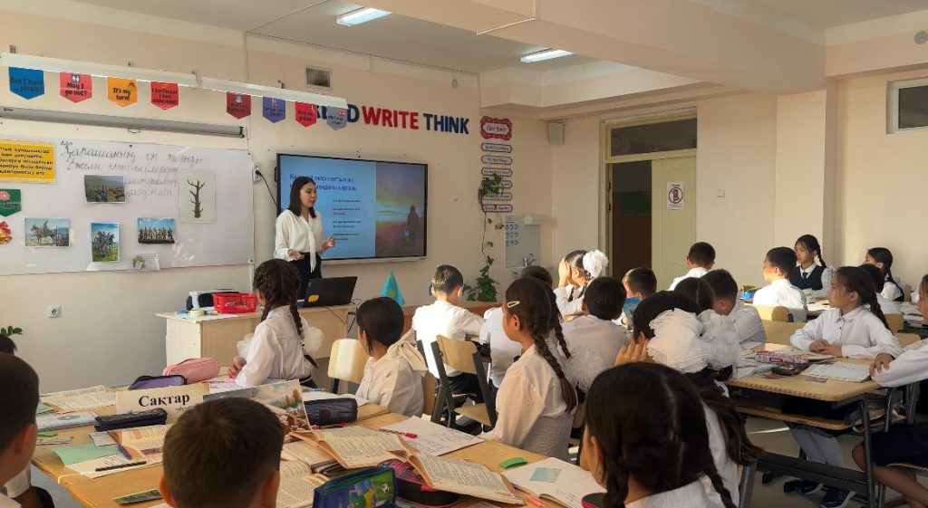Жас мамандардың арасында ашық сабақтардың өтілуі өз жалғасын тапты